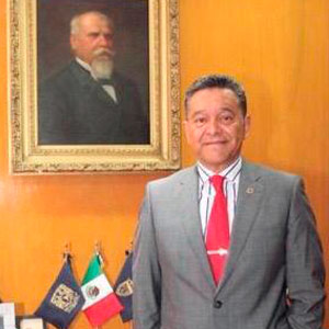 Raúl Contreras Bustamante